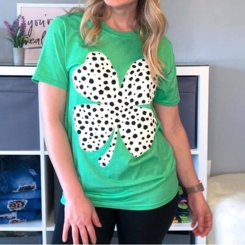 Dalmatian Clover Tee